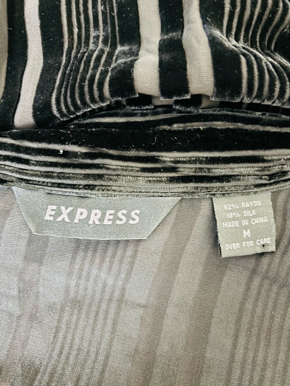 Vintage Express chiffon velvet silk blend sheer stripe button front shirt. Med - Picture 4 of 8
